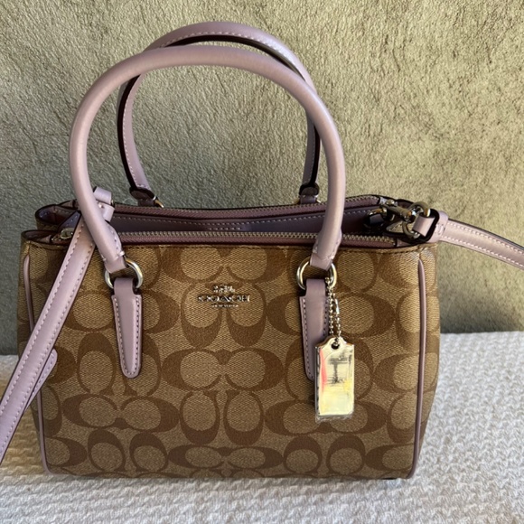 Coach Mini Surrey Carryall In Signature Canvas NEW - Picture 4 of 12